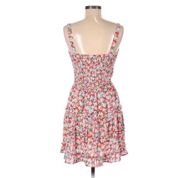 NWOT Sienna Sky Floral Ditsy Smocked Spring Summer Mini Dress - Picture 2 of 6